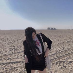 Meet your Posher, Jiyoon